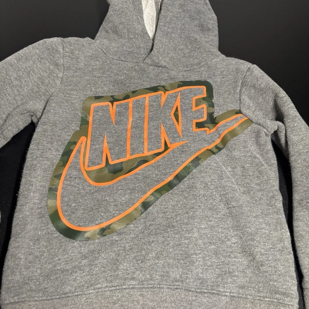 Nike Sportswear Little Boys Club Fleece Camo Gray‎ Hoodie Swoosh 2T Toddler